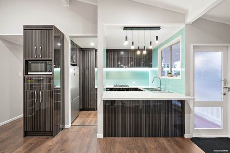 Photo of property in 64 Old Wairoa Road, Papakura, 2110