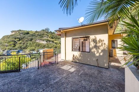 Photo of property in 4 Karaka Road, Bluff Hill, Napier, 4110