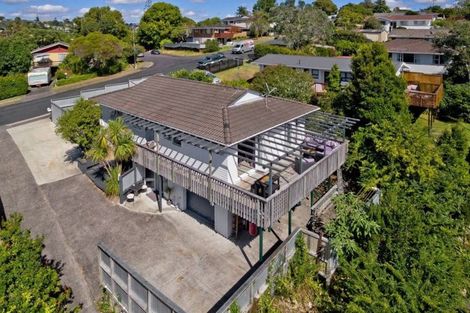 Photo of property in 1/46 Weatherly Road, Torbay, Auckland, 0630