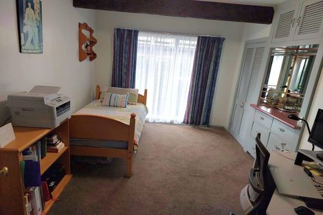 Photo of property in 62 Palatine Terrace, Saint Martins, Christchurch, 8022