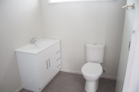 Photo of property in 2/10 Trevethick Grove, Woburn, Lower Hutt, 5010