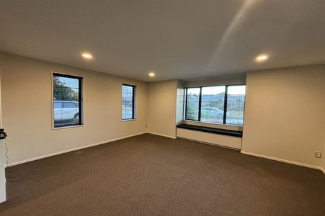 Photo of property in 77 Heathridge Place, Lincoln, 7608