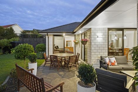 Photo of property in 130 Lisle Farm Drive, Pukekohe, 2120