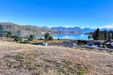 Photo of property in 2 Rankin Rise, Lake Tekapo, 7999