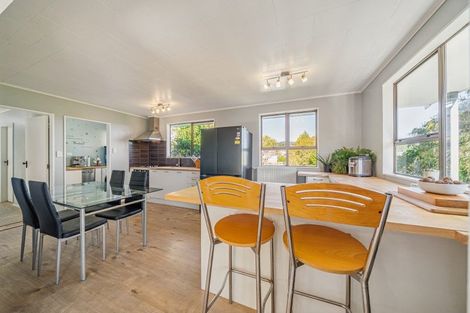 Photo of property in 11 Roband Crescent, Brown Owl, Upper Hutt, 5018