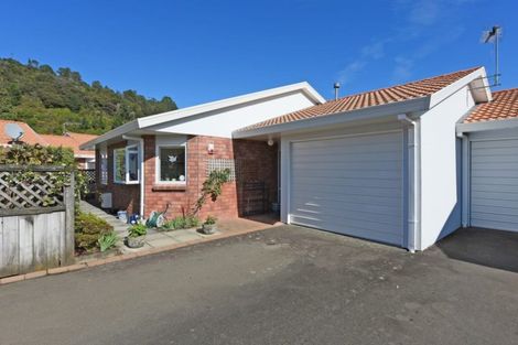 Photo of property in 25f1- Lane Street, Wallaceville, Upper Hutt, 5018