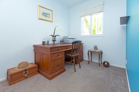 Photo of property in 49 Langton Road, Stanmore Bay, Whangaparaoa, 0932