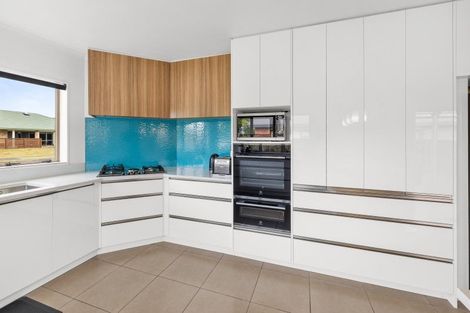 Photo of property in 35 Duggan Drive, Owhata, Rotorua, 3010