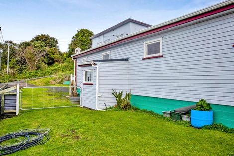 Photo of property in 18 Cambridge Street, Patea, 4520
