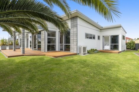Photo of property in 432 Papamoa Beach Road, Papamoa Beach, Papamoa, 3118