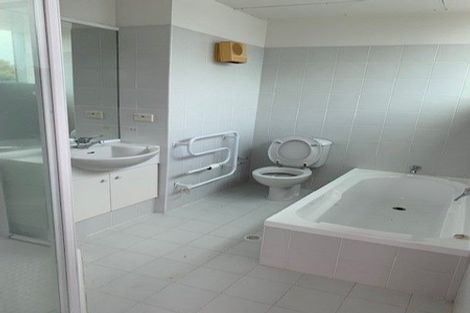 Photo of property in The Links, 378-382 Kapiti Road, Paraparaumu Beach, Paraparaumu, 5032