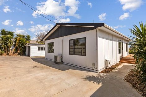 Photo of property in 168 Tukapa Street, Westown, New Plymouth, 4310