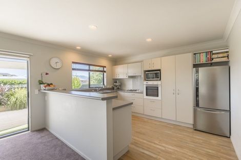 Photo of property in 19 Manhattan Court, Paraparaumu Beach, Paraparaumu, 5032