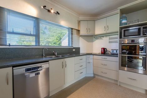 Photo of property in 18 Richardson Street, Woodville, 4920