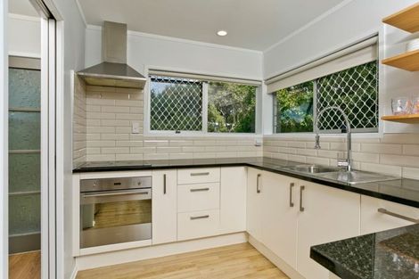 Photo of property in 2/19 Hamilton Place, Glenfield, Auckland, 0629