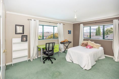 Photo of property in 19 Parkside Drive, Huntington, Hamilton, 3210