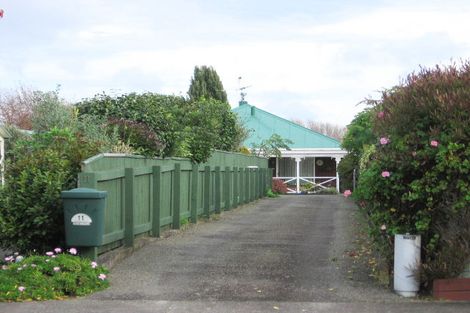 Photo of property in 11 Millvale Street, Waikanae, 5036