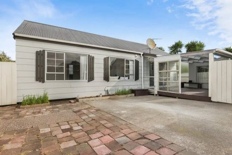 Photo of property in 3/63 Kenderdine Road, Papatoetoe, Auckland, 2025