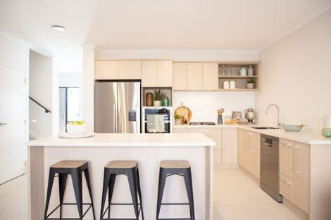 Photo of property in 8 Pepene Avenue, Takanini, 2112