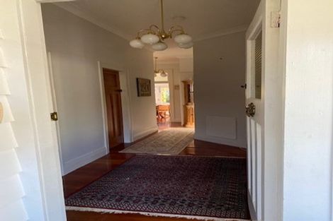 Photo of property in 19 Glen Road, Kelburn, Wellington, 6012