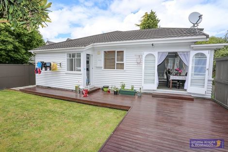 Photo of property in 92 Hinau Street, Riccarton, Christchurch, 8041