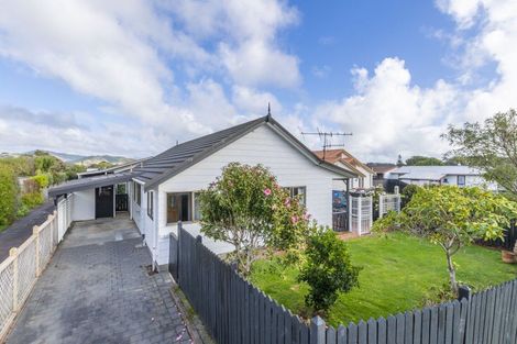 Photo of property in 23 Kanawa Street, Waikanae, 5036