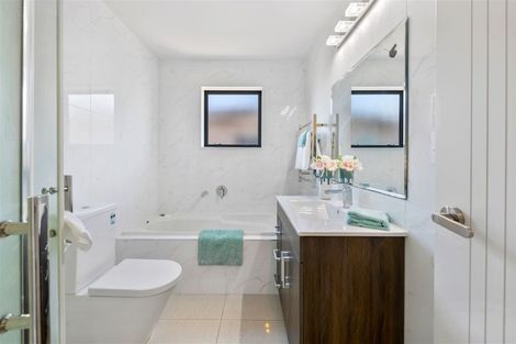 Photo of property in 38 Clady Drive, Flat Bush, Auckland, 2019