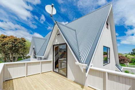 Photo of property in 69 Mazengarb Road, Paraparaumu Beach, Paraparaumu, 5032