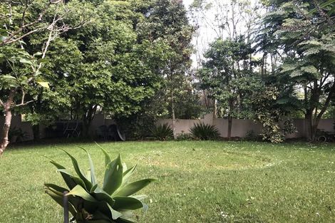Photo of property in 2 Horizon Way, West Harbour, Auckland, 0618