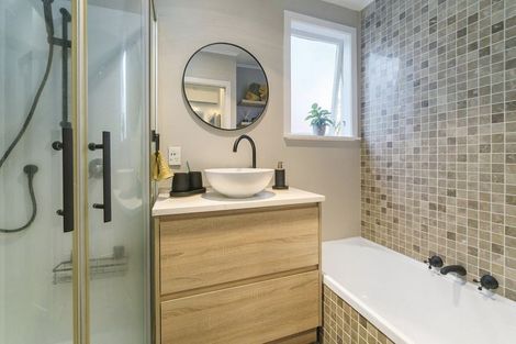 Photo of property in 1/33 Rata Street, New Lynn, Auckland, 0600