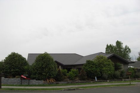 Photo of property in 5 Grassfield Place, Waimauku, 0812