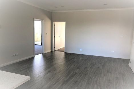 Photo of property in 23 Sapwood Crescent, Takanini, 2110