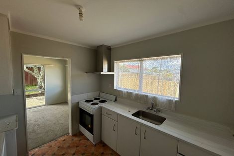 Photo of property in 1/59 Archibald Road, Kelston, Auckland, 0602