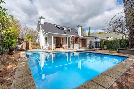 Photo of property in 8 Riro Street, Hamilton East, Hamilton, 3216