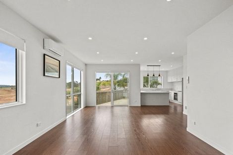 Photo of property in 34 Harvest Avenue, Orewa, 0931
