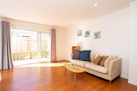 Photo of property in 1u3 June Place, Hamilton East, Hamilton, 3216