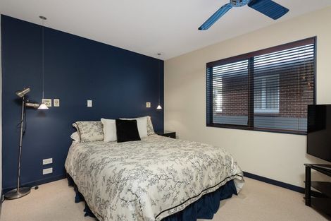 Photo of property in 39 The Mall, Mount Maunganui, 3116