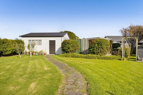 Photo of property in 158 Tasman Street, Opunake, 4616