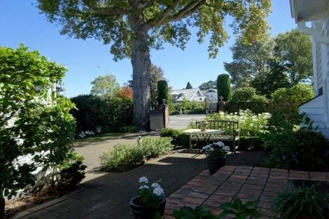 Photo of property in 165 Fendalton Road, Fendalton, Christchurch, 8052