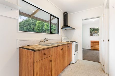 Photo of property in 48 Astley Avenue, New Lynn, Auckland, 0600
