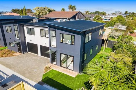 Photo of property in 19b Bradbury Road, Botany Downs, Auckland, 2010