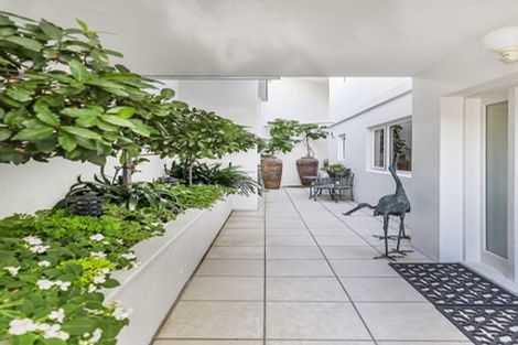 Photo of property in 11u2- Maida Vale Road, Roseneath, Wellington, 6011