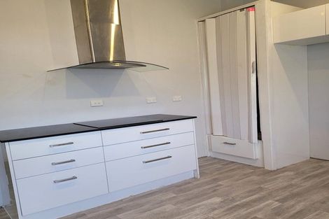 Photo of property in 11 Elm Street, Waiuku, 2123