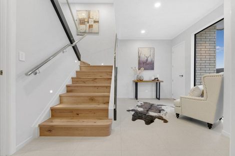Photo of property in 14 Alluvial Street, Flat Bush, 2019