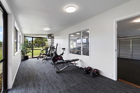 Photo of property in 414 Paparata Road, Bombay, 2675