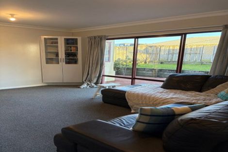 Photo of property in 8 Marram Place, Mangawhai Heads, Mangawhai, 0505