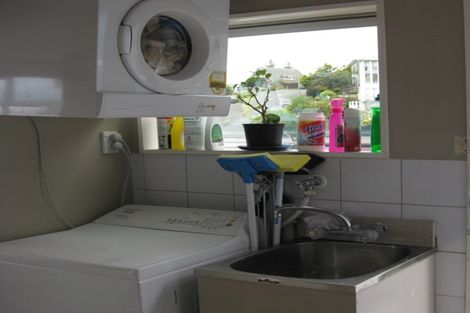 Photo of property in 41 Halifax Street, Kingston, Wellington, 6021