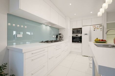Photo of property in 79 Tiriwa Drive, Massey, Auckland, 0614