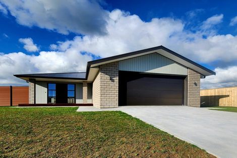 Photo of property in 5 Thorn Place, Levin, 5510
