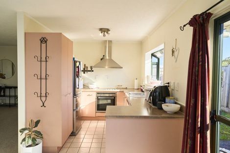 Photo of property in 6a Sunningdale Lane, Woodridge, Wellington, 6037